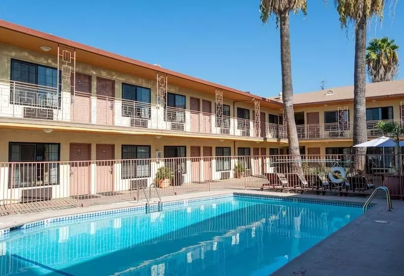 ホテル Studio City Court Yard