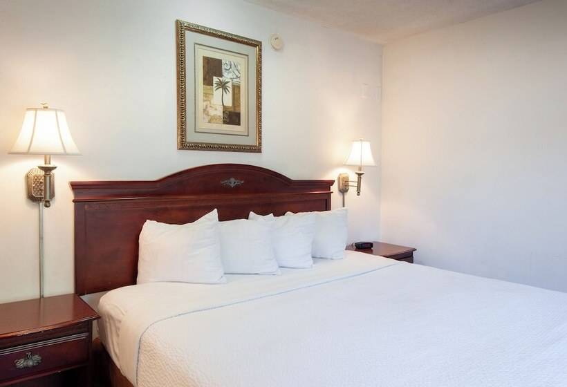 فندق Studio City Court Yard