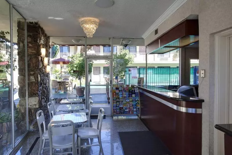 ホテル Studio City Court Yard