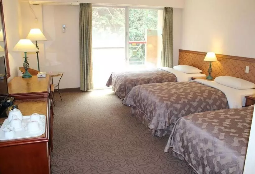 هتل Fujiyeh Chipen Hot Spring Resort