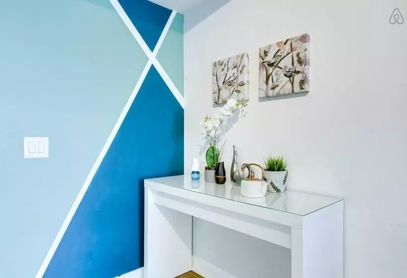 Quartz Suite By Rogers Centre