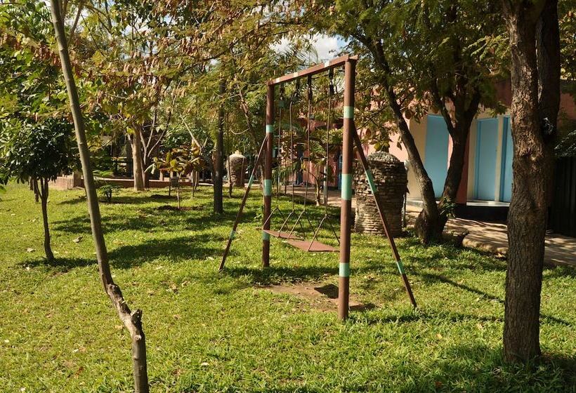 پانسیون Luna Lodge