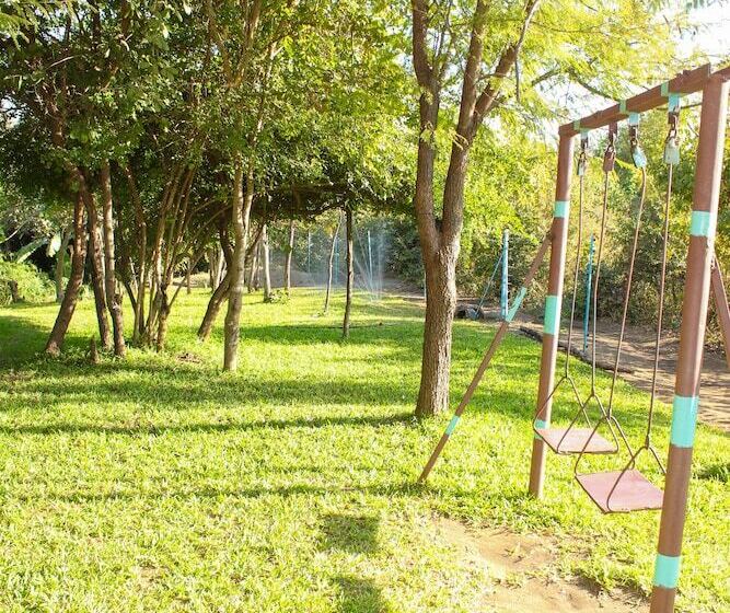 پانسیون Luna Lodge