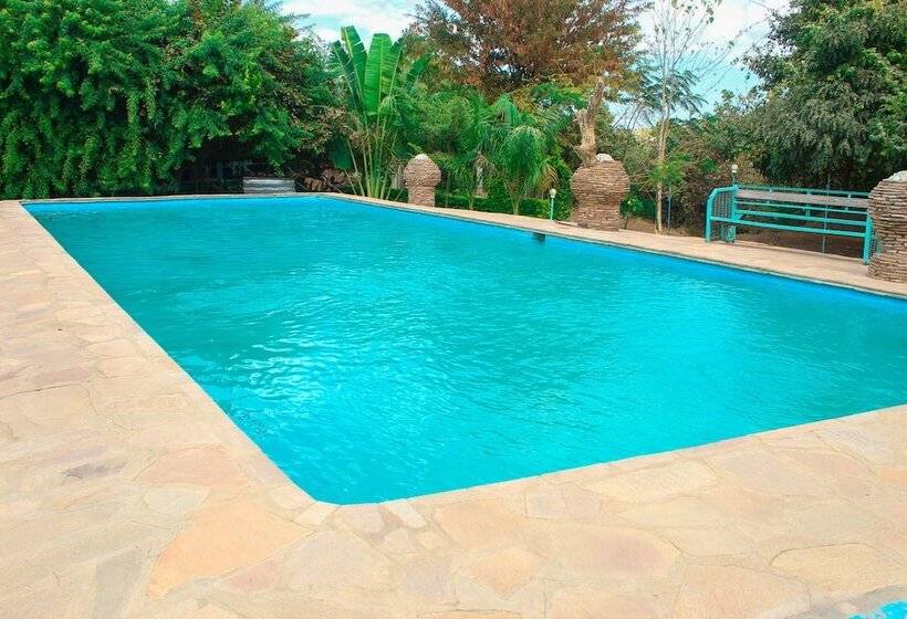 پانسیون Luna Lodge