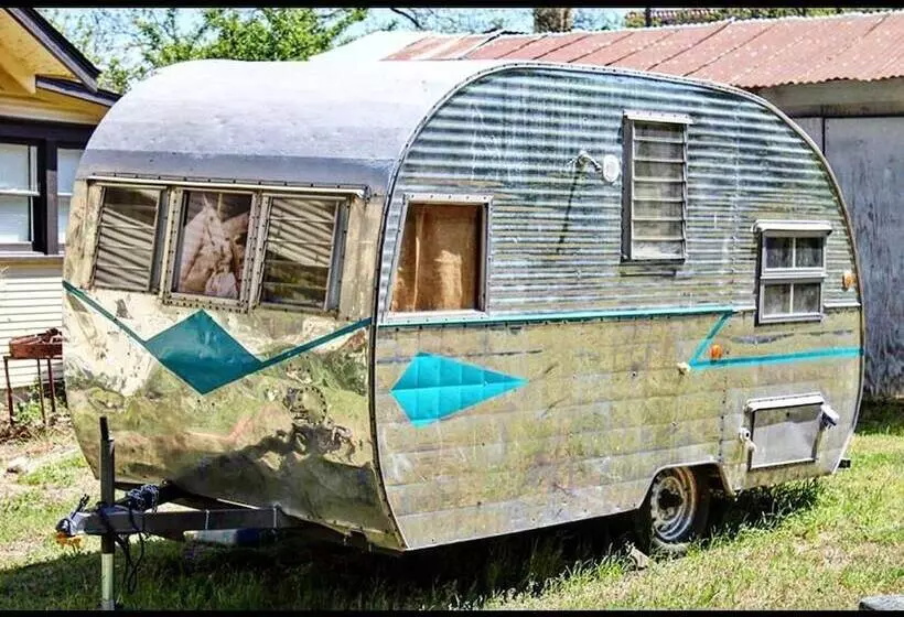 Hotelli Off The Vine