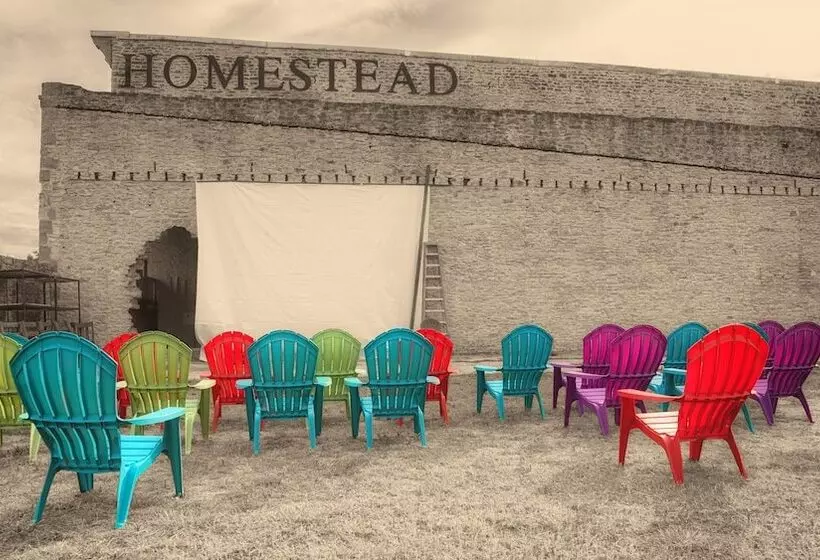 Hotelli Off The Vine