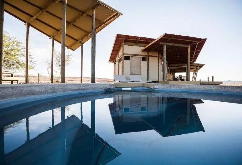 هتل Wolwedans Private Camp