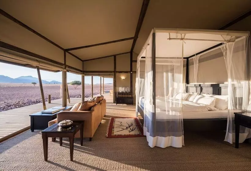 هتل Wolwedans Private Camp