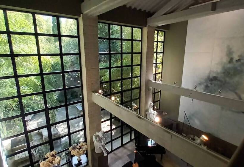 Pension Le Complot   Maison Privée à Avignon