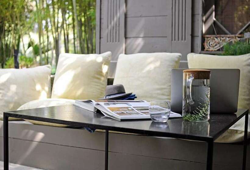 Pension Le Complot   Maison Privée à Avignon