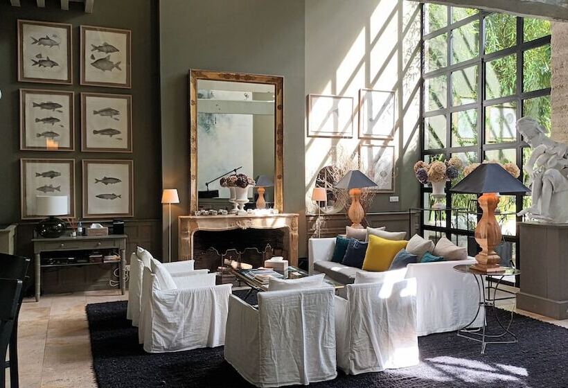 Pension Le Complot   Maison Privée à Avignon