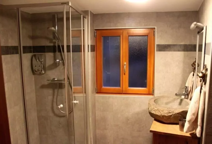 Majatalo Les Gites Des Templiers