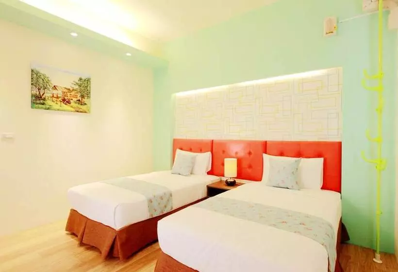 پانسیون Oec Hostel