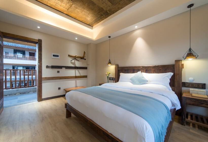 Пансион Puer Xiangtu Story Manor