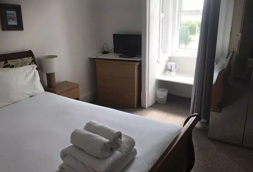 Majatalo The Jolly Sailor