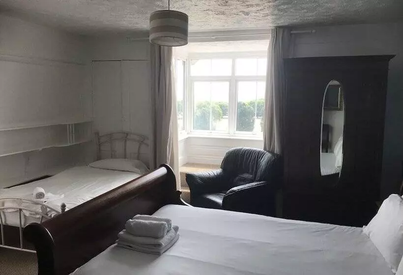 Majatalo The Jolly Sailor