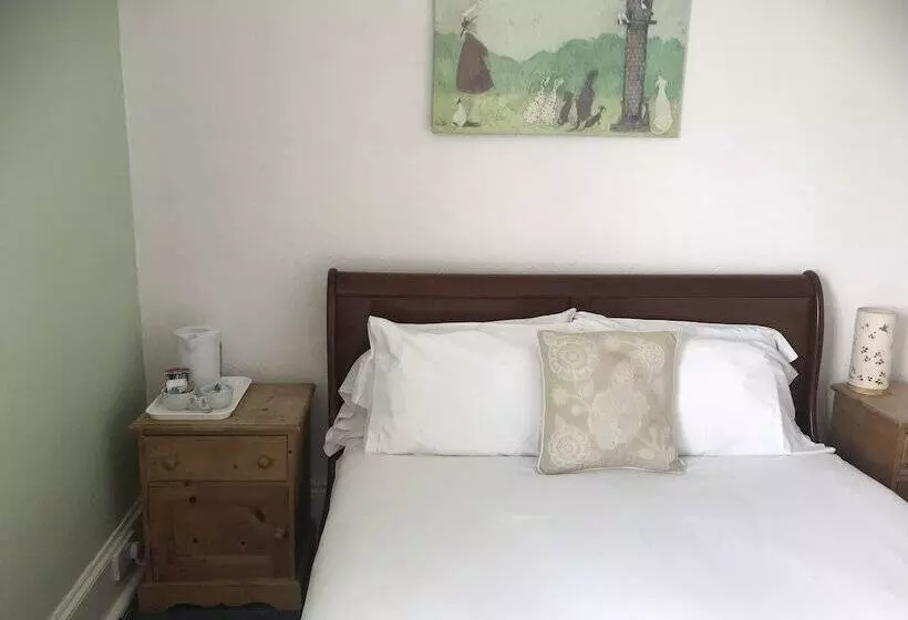 Majatalo The Jolly Sailor