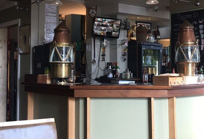 פנסיון The Jolly Sailor