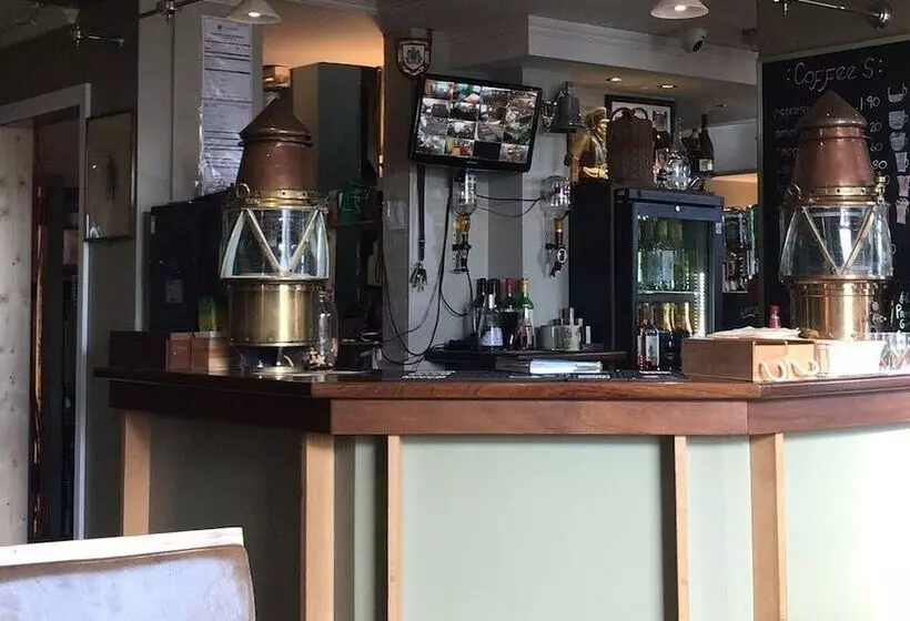 Majatalo The Jolly Sailor