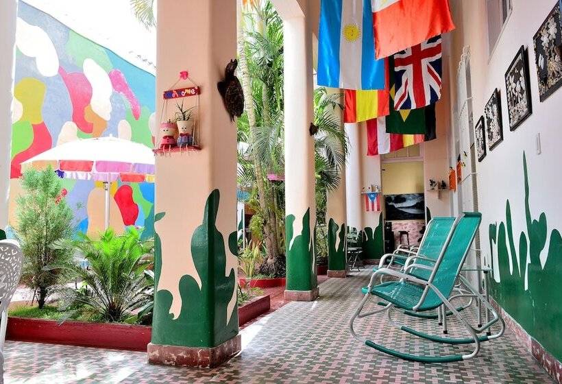 هتل Juanita Y Rafael