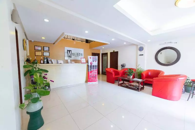 Hotelli Reddoorz Plus @ Mahogany Avenue Tagaytay