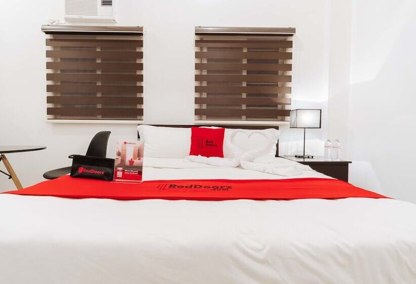 هتل Reddoorz Plus Near Ust Manila
