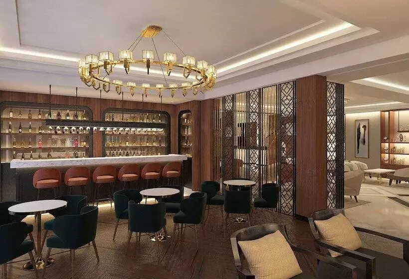 هتل Sheraton Bishkek