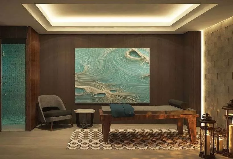 هتل Sheraton Bishkek