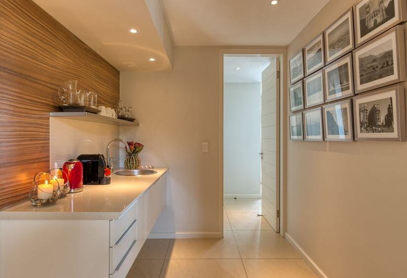 Отель Soul Rainbows End   Adults Only