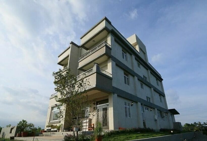 پانسیون 四季逗庭園民宿 All Around The Seasons B&b