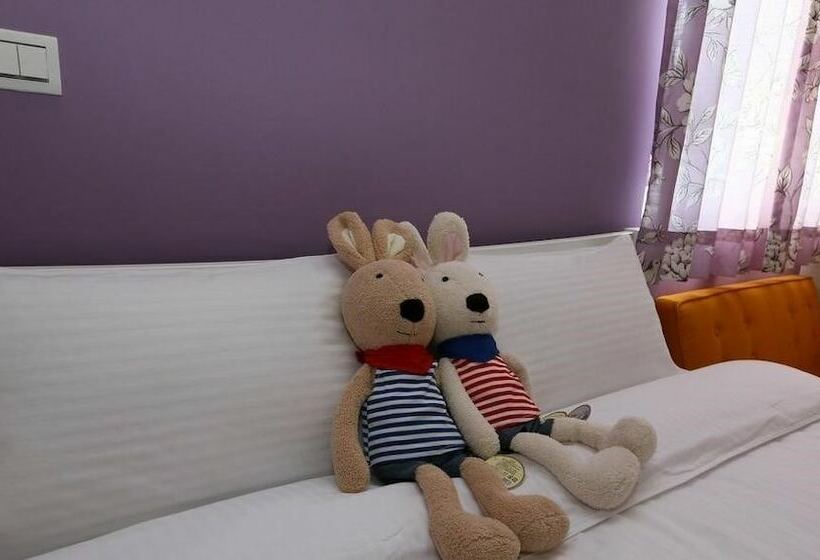 پانسیون 四季逗庭園民宿 All Around The Seasons B&b