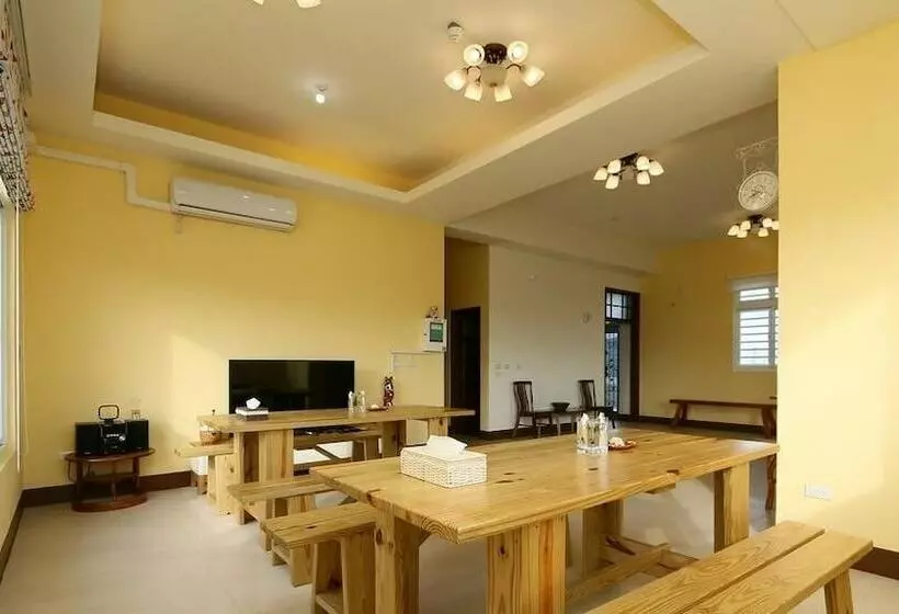 پانسیون 四季逗庭園民宿 All Around The Seasons B&b