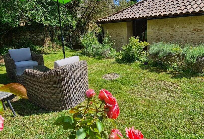 بنسيون Ferme De Tayac   Charme Avec Pool