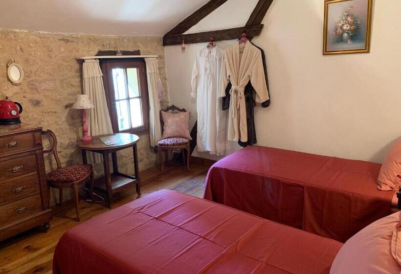 بنسيون Ferme De Tayac Charme Avec Pool