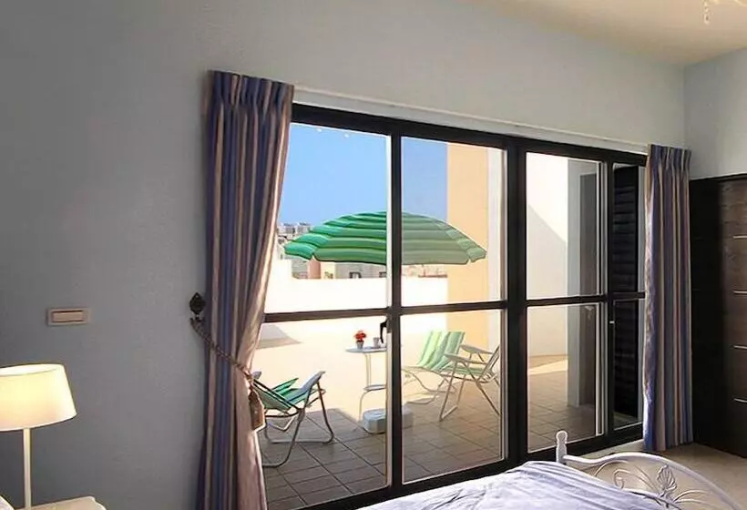 پانسیون Love 3 Cubed