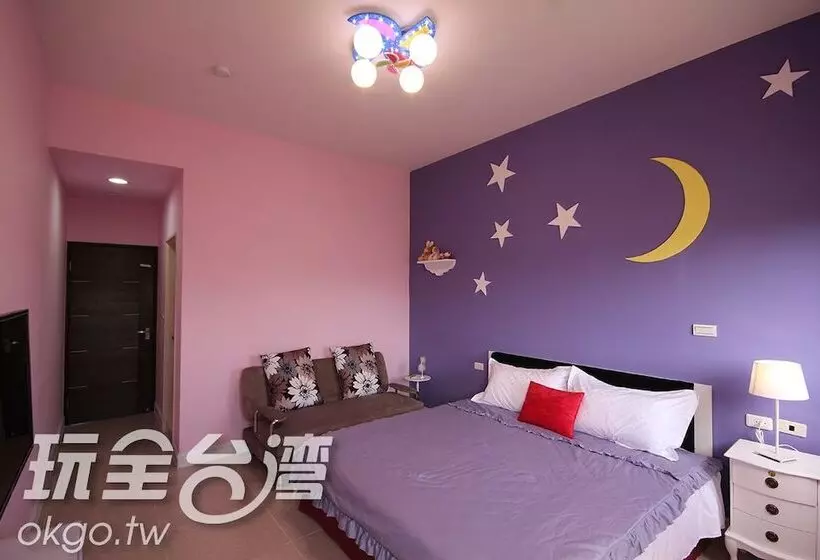 پانسیون Love 3 Cubed