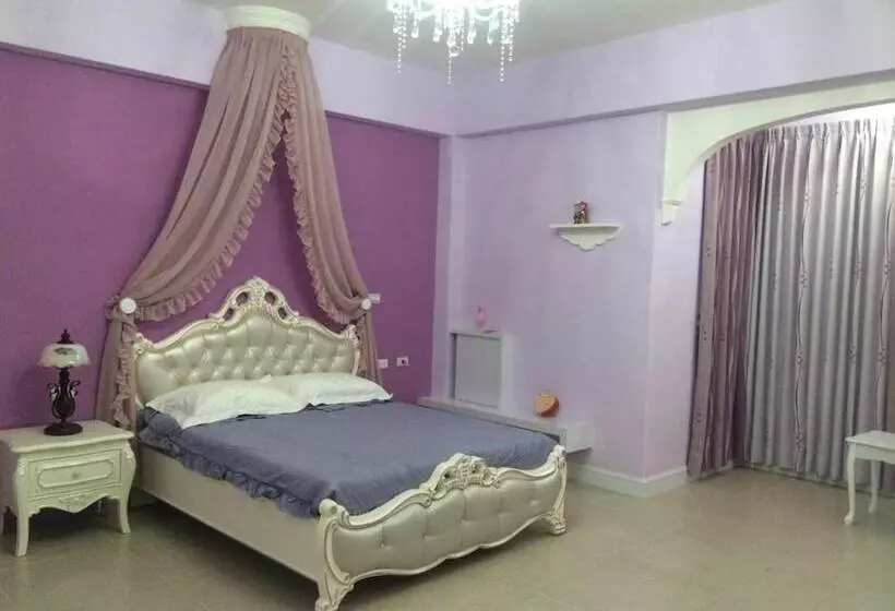 پانسیون Love 3 Cubed