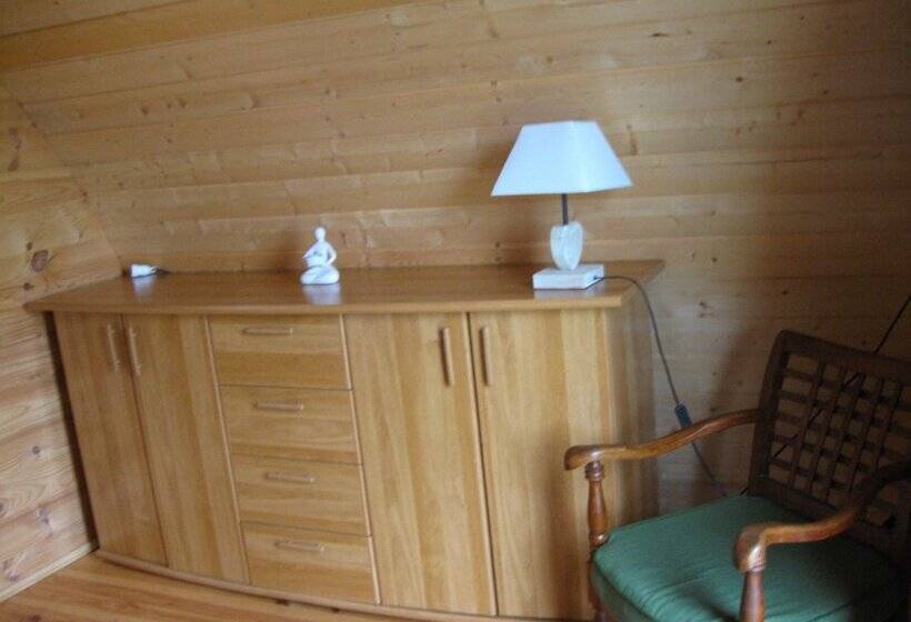 פנסיון Mon Jardin Du Bas Bugey