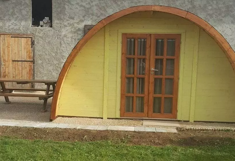 ペンション Mon Jardin Du Bas Bugey