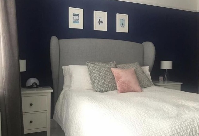 Пансион The Exchange