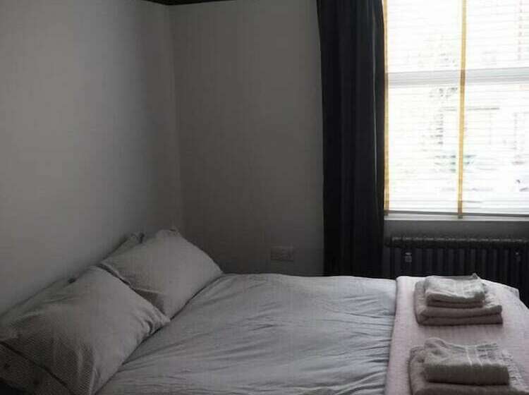 Пансион The Exchange