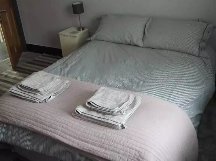 ペンション The Exchange