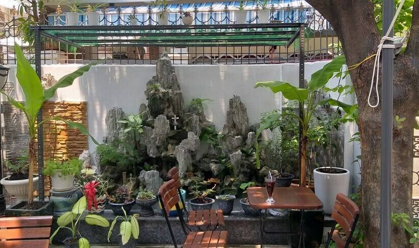 پانسیون The Land Of Canaan