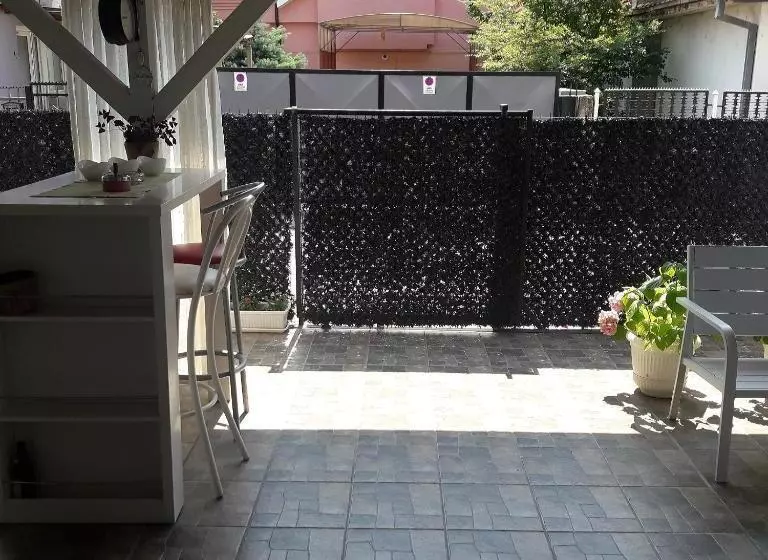 پانسیون Apartmani Nis