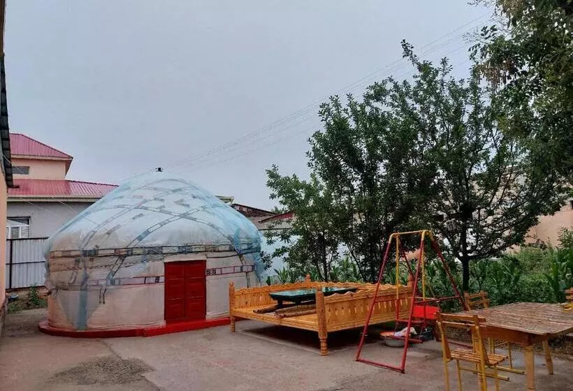 Majatalo Nukus Guest House