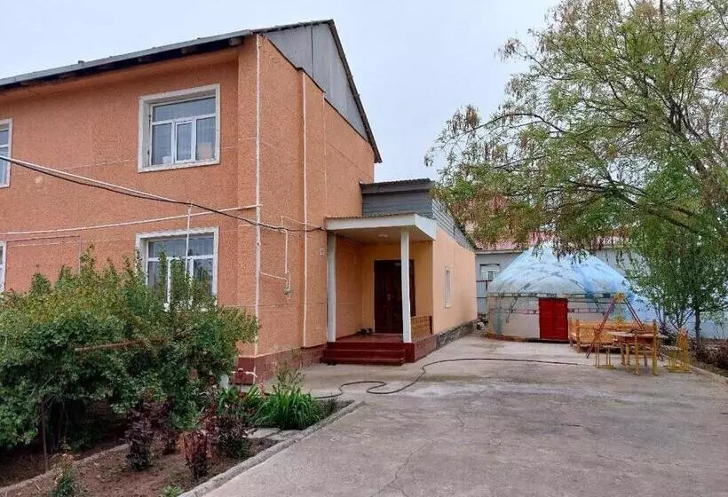Majatalo Nukus Guest House