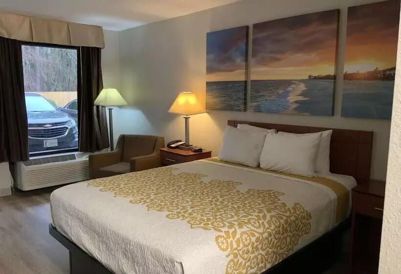 فندق Days Inn By Wyndham Lake City I10