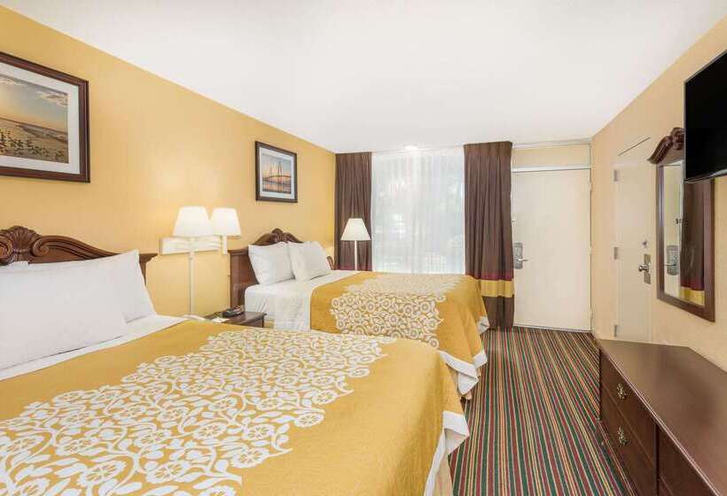 Hotel Days Inn By Wyndham Mt Pleasantcharlestonpatriots Point
