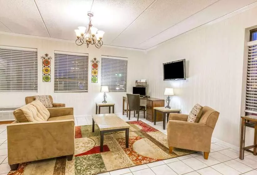 ホテル Days Inn By Wyndham Syracuse