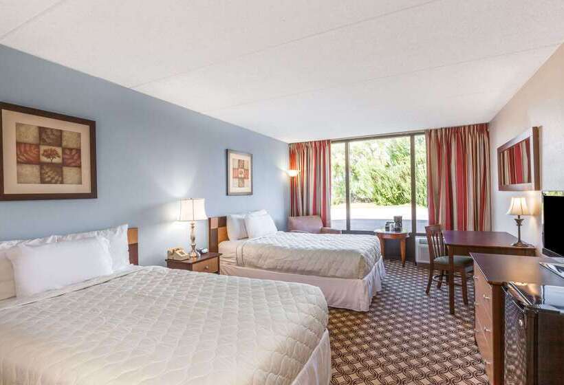 Отель Days Inn By Wyndham Syracuse